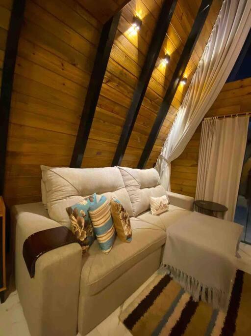 Magnifico Chale Aconchego Serrano Chalet *